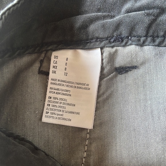 AE grey Soft shorts size 8 - Picture 5 of 6